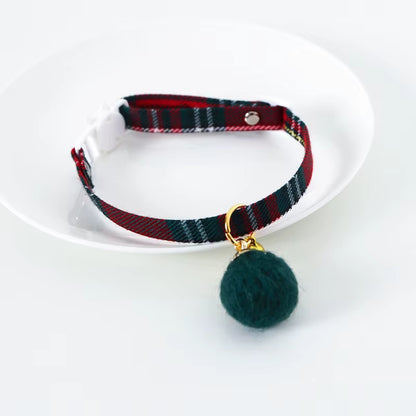 Christmas Holiday Cat Collar Adjustable Neck Strap Puppy Kitten Chihuahua Collars with Pendant Pets Rabbit Necklace Supplies.