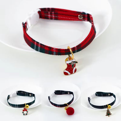 Christmas Holiday Cat Collar Adjustable Neck Strap Puppy Kitten Chihuahua Collars with Pendant Pets Rabbit Necklace Supplies.